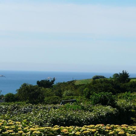 Вилла La Baie Saint-Jean-du-Doigt Экстерьер фото